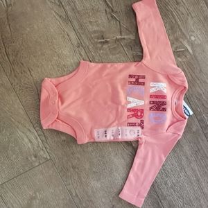 3/$15 BNWT Old Navy onesie 3-6 m